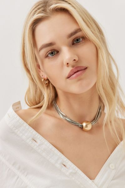 Urban Outfitters Sinead Ball Choker Necklace In Silver