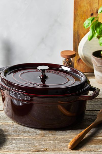 Staub Cast Iron Oval 5.75-quart Cocotte Dutch Oven Made In France In Red