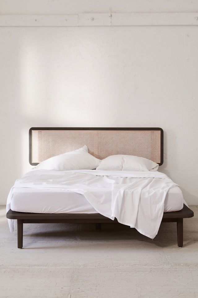 Marte on sale platform bed