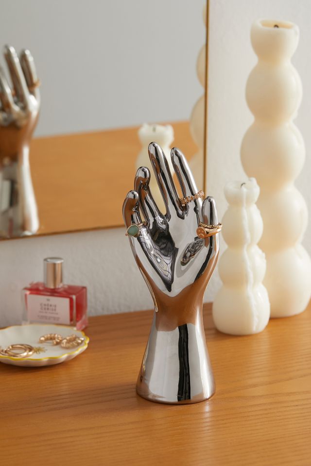 Hand Ring Holder Trend: 6 Ways to Shop