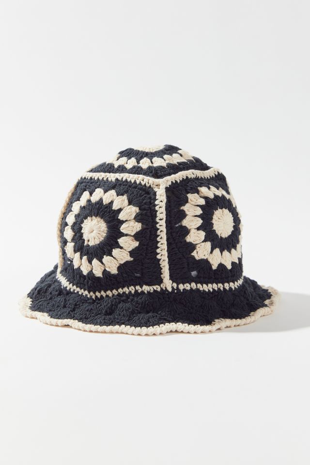Bella Crochet Bucket Hat #1
