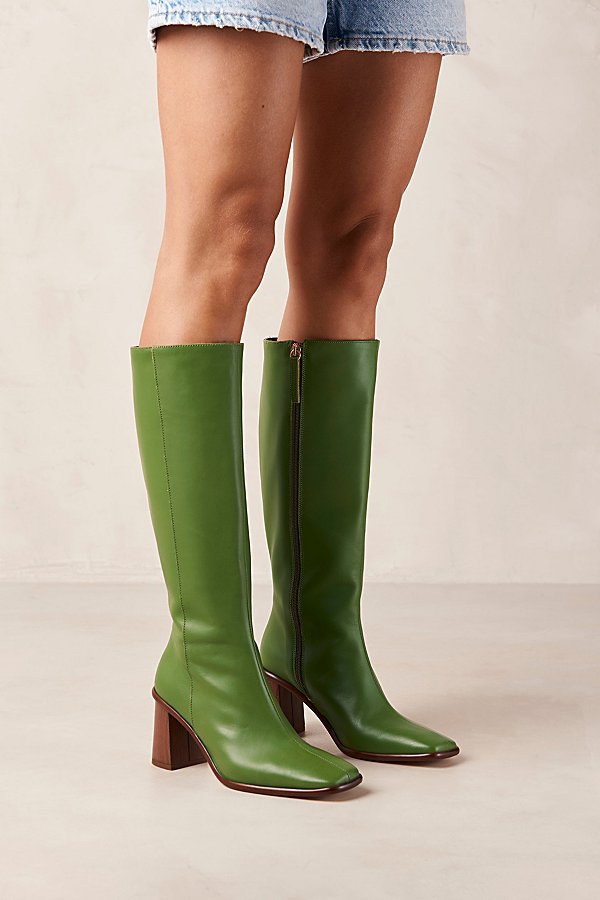 ALOHAS EAST LEATHER KNEE HIGH BOOT IN EVERGREEN, WOMEN'S AT URBAN OUTFITTERS