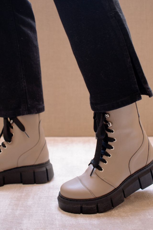 alohas combat boots