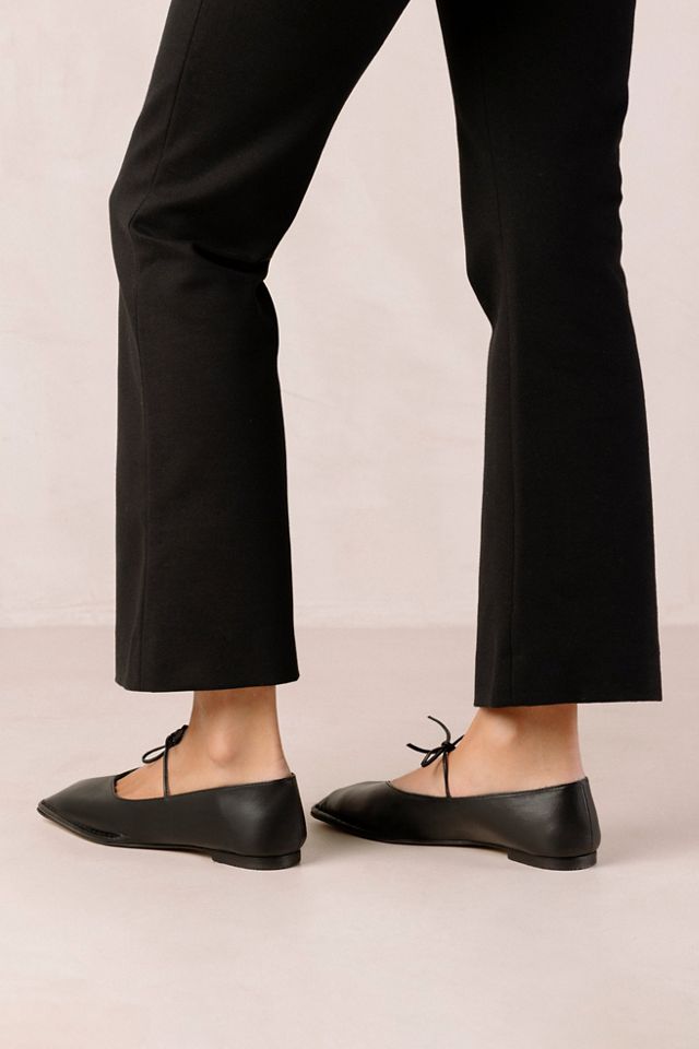 ALOHAS Sway Leather Ballet Flat #1