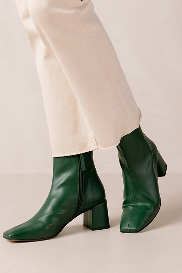 Svegan Watercolor Vegan Leather Ankle Boot In Cucumber Green