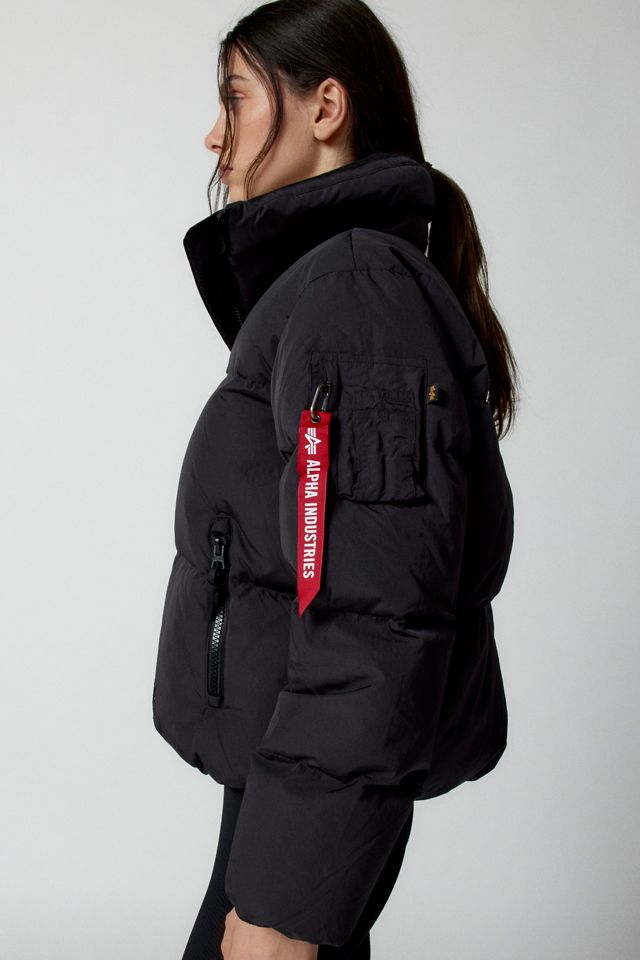 Alpha Industries Sierra Cropped Puffer Jacket | Urban Outfitters