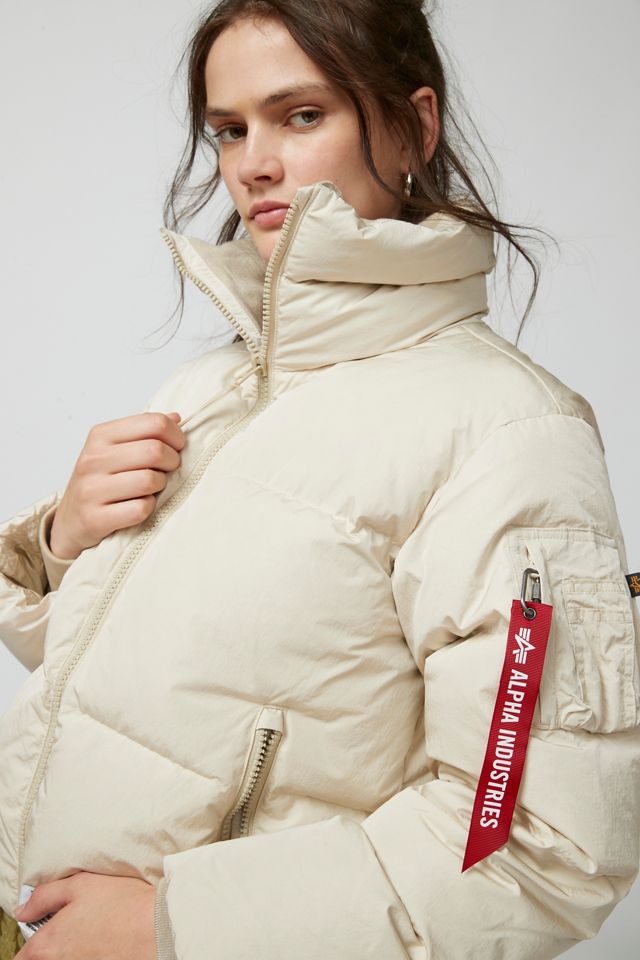 Alpha Industries Sierra Cropped Puffer Jacket | Urban Outfitters