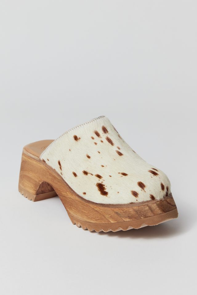 UO Shaina Calf Hair Clog #2