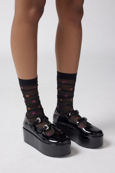 Urban on sale outfitters shoes