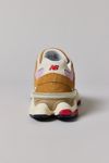 New Balance 9060 Low-Top Sneaker