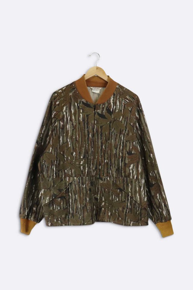 Vintage Walls Camo Zip Up Jacket | Urban Outfitters