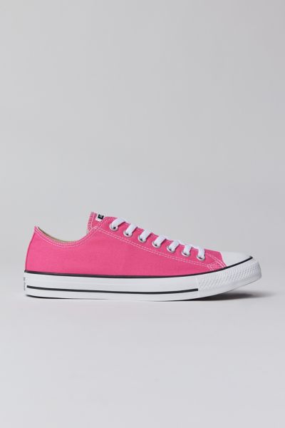 Converse Women's Chuck Taylor All Star Canvas Low-top Sneakers In Hyper Pink