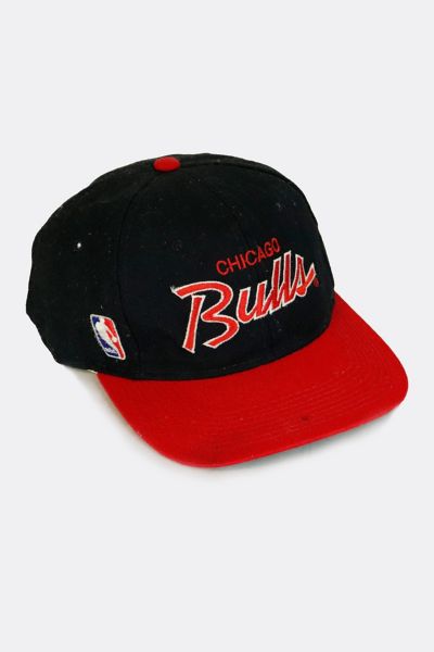 Vintage NBA Chicago Bulls Snapback Hat | Urban Outfitters