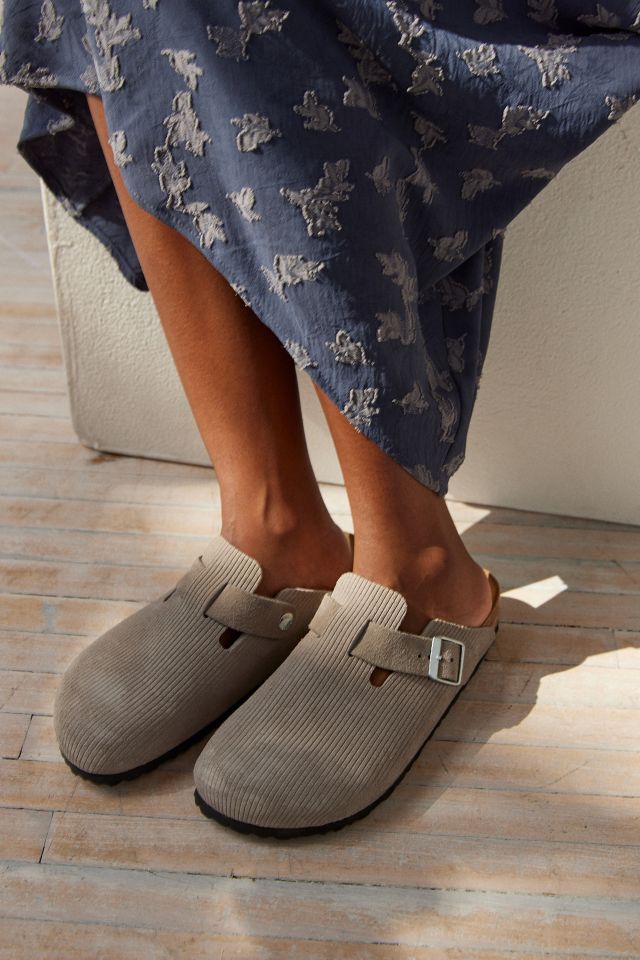 Birkenstock suede hot sale boston clog