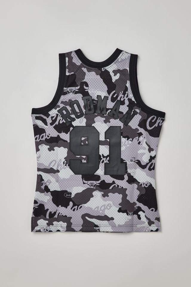 Maillot authentique Mitchell & Ness vert autographié par Dennis Rodman des Chicago Bulls 1995-96