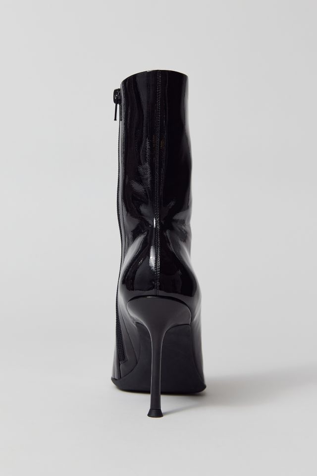 urban outfitters calvin klein boots