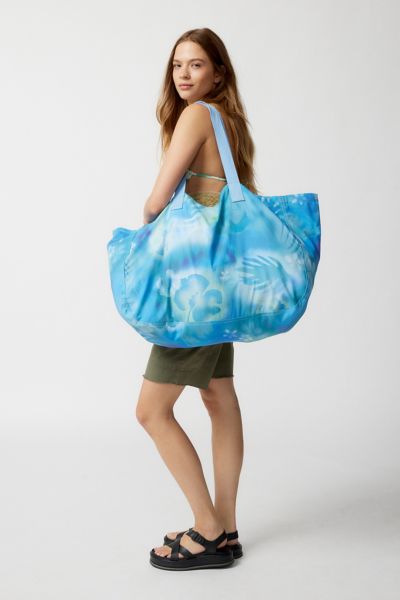 Urban Outfitters Uo Xl Graphic Ripstop Tote Bag In Blue Hibiscus