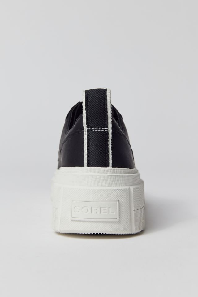 sorel caribou sneaker