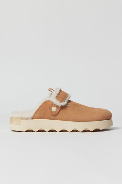 Sorel Women's Viibe Cozy Slip-on Clog Flats Women's Shoes In Tawny Buff