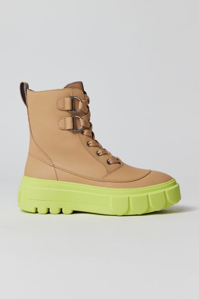 Sorel Caribou Leather Lace-up Boots In Canoe/toppet