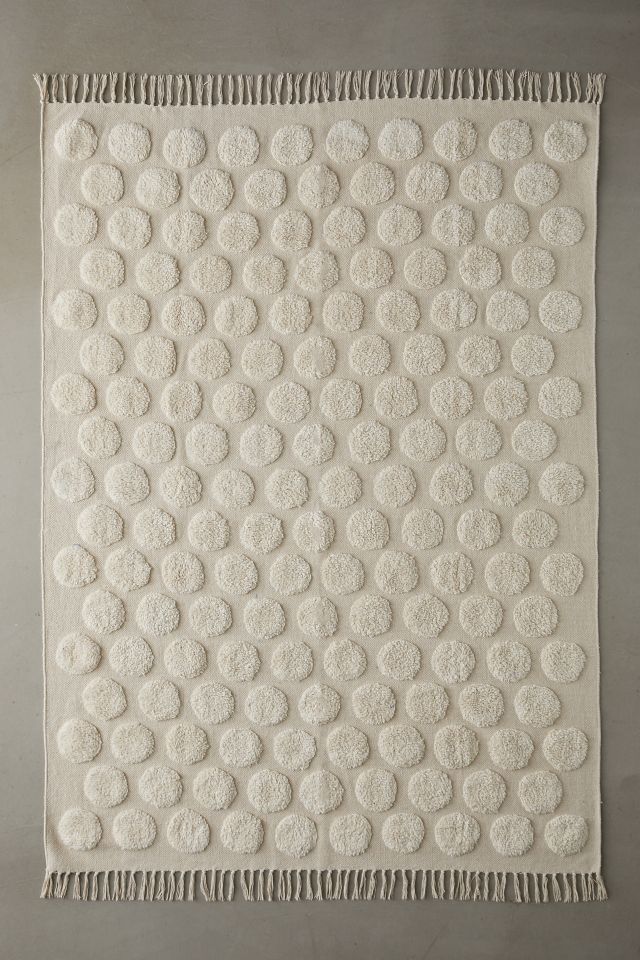 Circles Hilo Tufted Rug Urban Outfitters