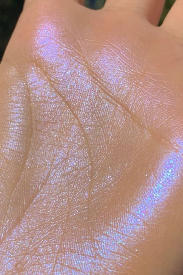 Kaleidos Makeup Space Age Highlighter