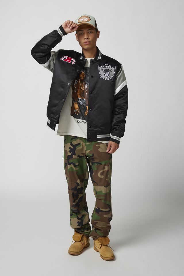 Mitchell & Ness Las Vegas Raiders NFL Heavyweight Satin Jacket in Black, Men's at Urban Outfitters
