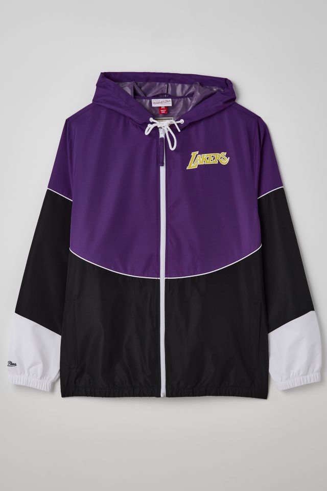 NIKE NBA LOS ANGELES LAKERS ESSENTIAL LIGHTWEIGHT JACKET BLACK for £65.00