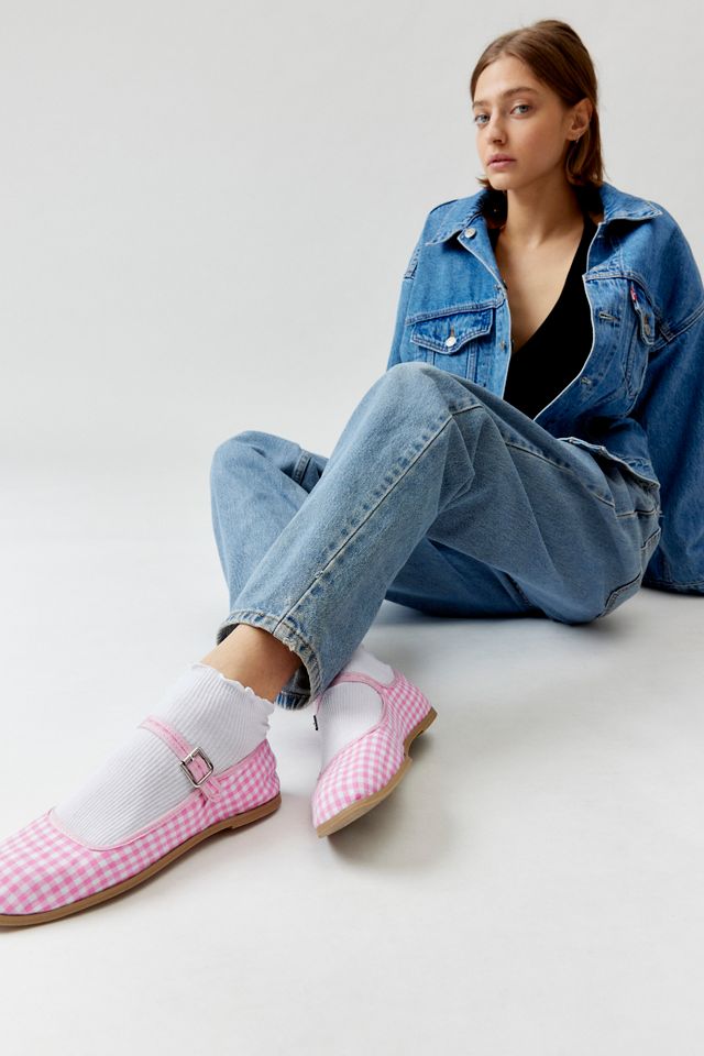 Micro Ruffle Ankle Sock | Urban Outfitters