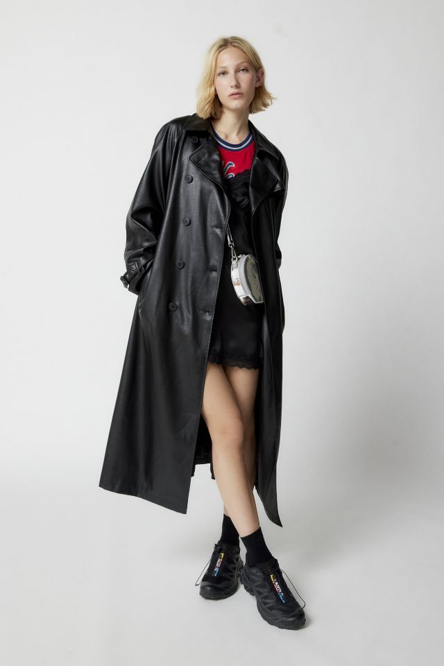 Urban outfitters 2024 black coat