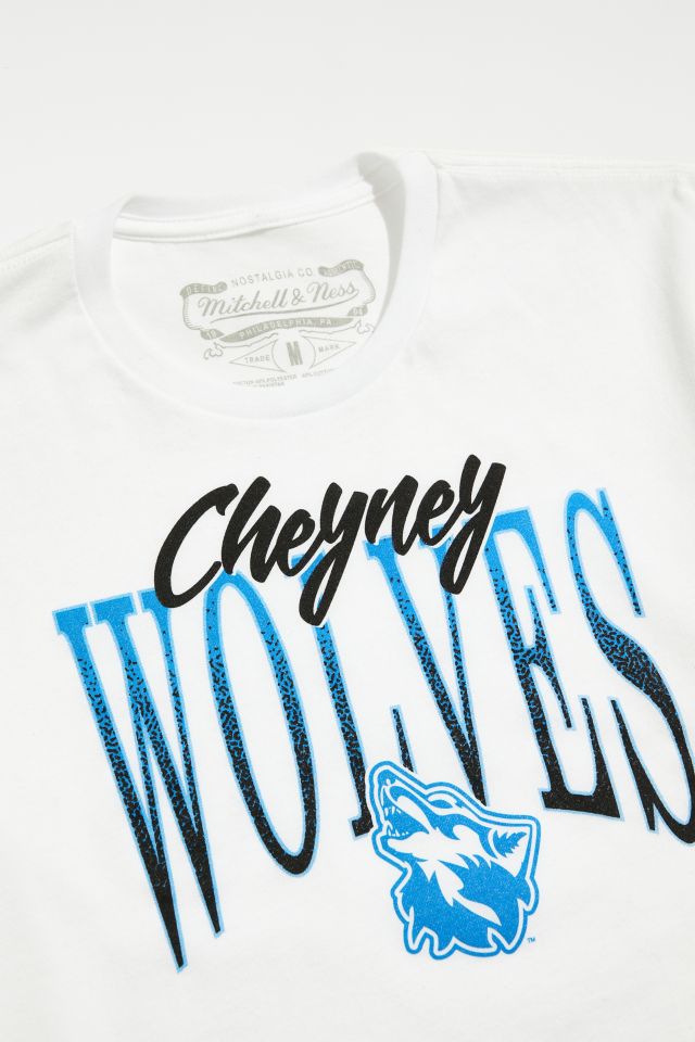 Cheyney University X Mitchell & Ness UO Exclusive Wolves Cropped Tee #1