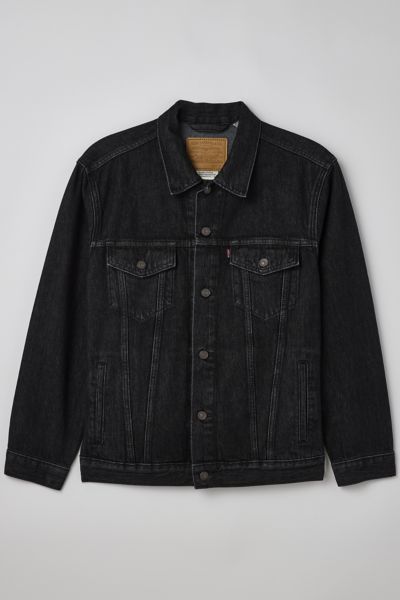 Levi's Relaxed Fit Trucker Jacket In Black