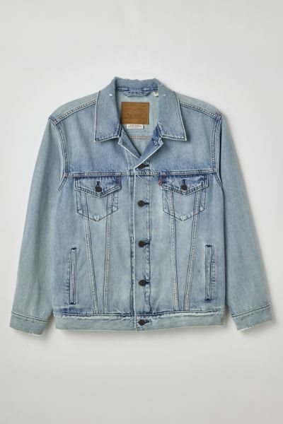 Levi's Relaxed Fit Trucker Jacket In Vintage Denim Light