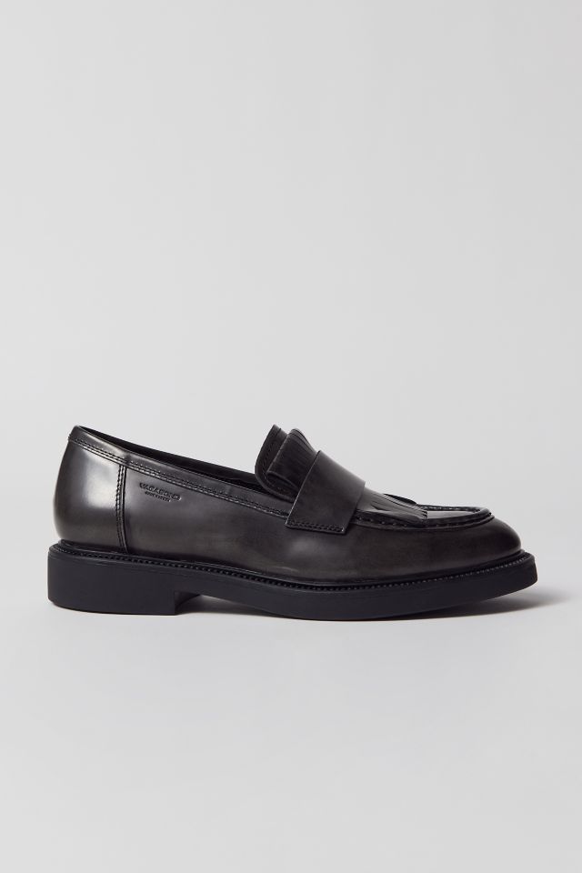 Vagabond Shoemakers Alex Fringe Modern Loafer | Urban Outfitters