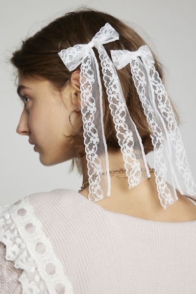 Urban Outfitters Lace Bow Barrette Set In Ivory