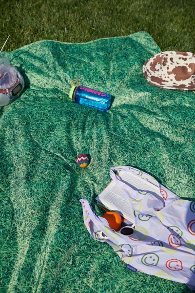 Baggu Puffy Picnic Blanket In Green Multi