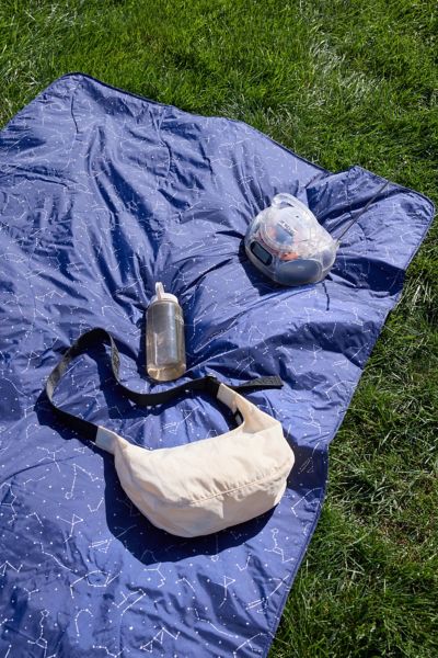 Baggu Puffy Picnic Blanket In Constellation Midnight At Urban Outfitters