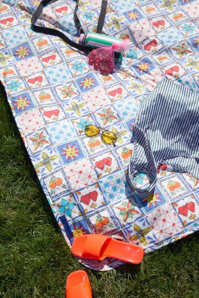 Baggu Puffy Picnic Blanket In Sunshine Tile At Urban Outfitters In Multi