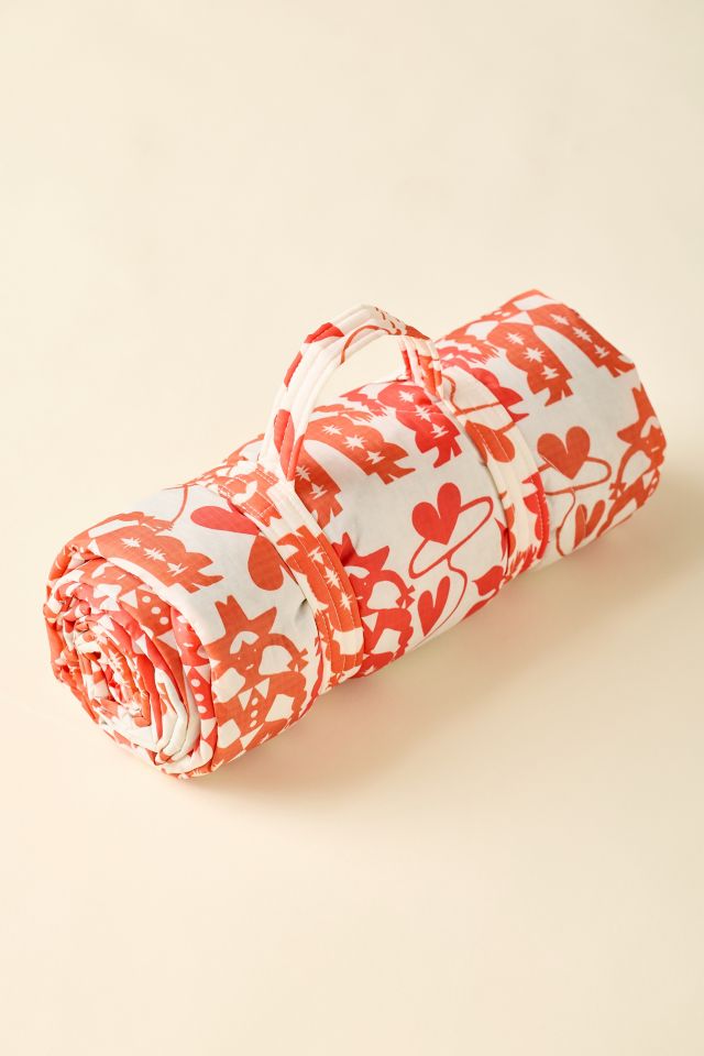 BAGGU Puffy Picnic Blanket | Urban Outfitters
