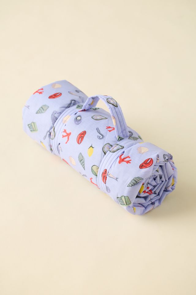 BAGGU Puffy Picnic Blanket | Urban Outfitters