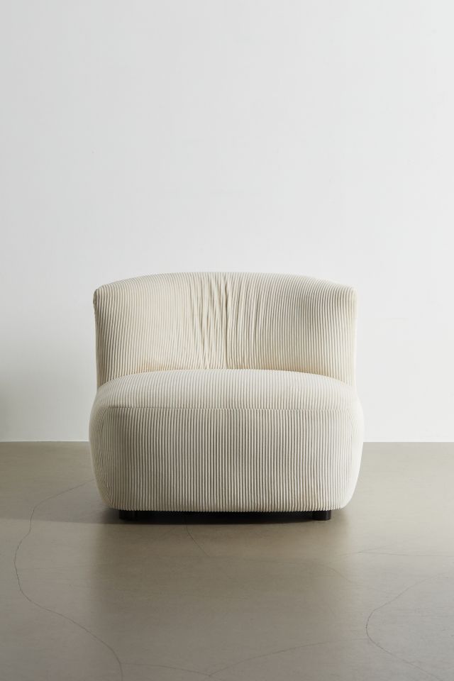 Castella Standout Chair #1
