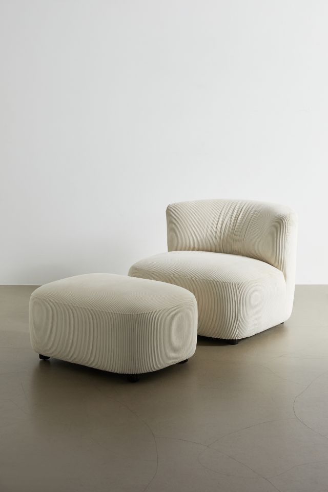Castella Standout Chair #2