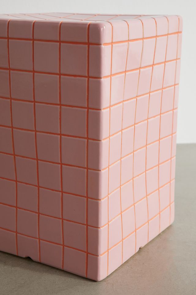 Urban Outfitters アーバンアウトフィッターズ サイドテーブル Tiled Indoor/Outdoor Side Table/Nightstand | Urban Outfitters