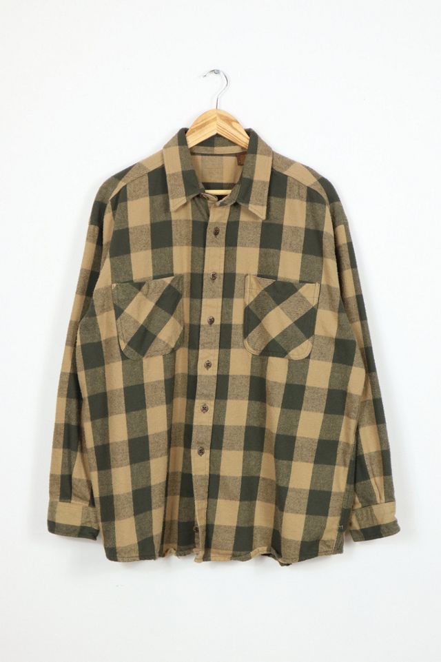 Vintage Heavyweight Flannel Button-Down Shirt | Urban Outfitters