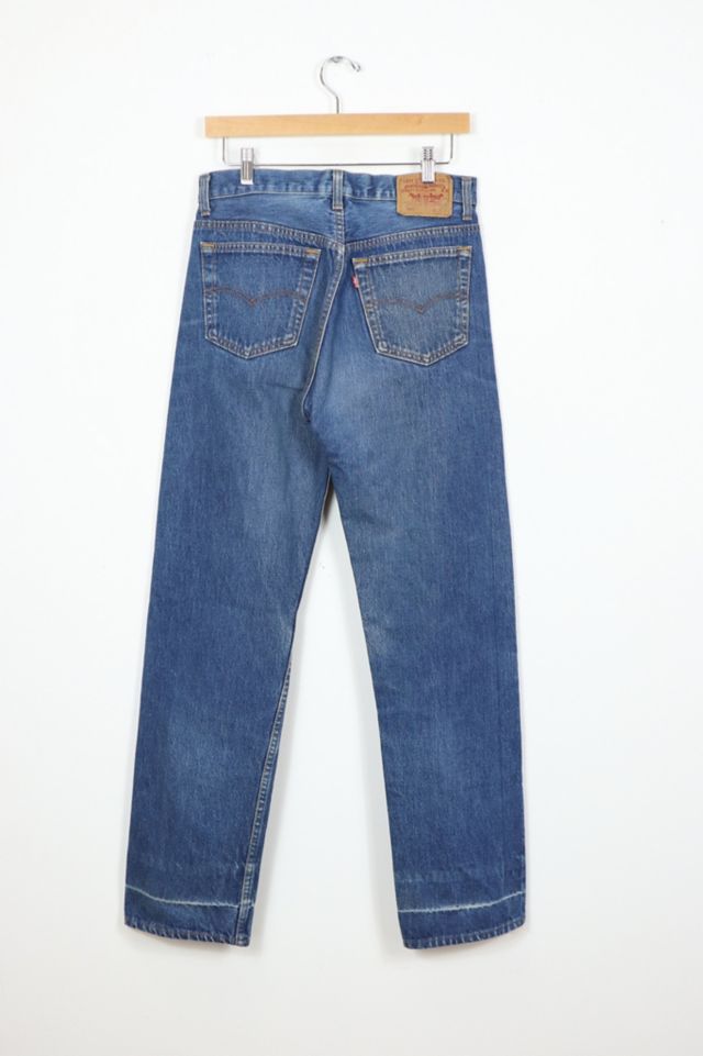 Vintage Levi's® 501 Button-Fly Straight Fit Jeans | Urban Outfitters