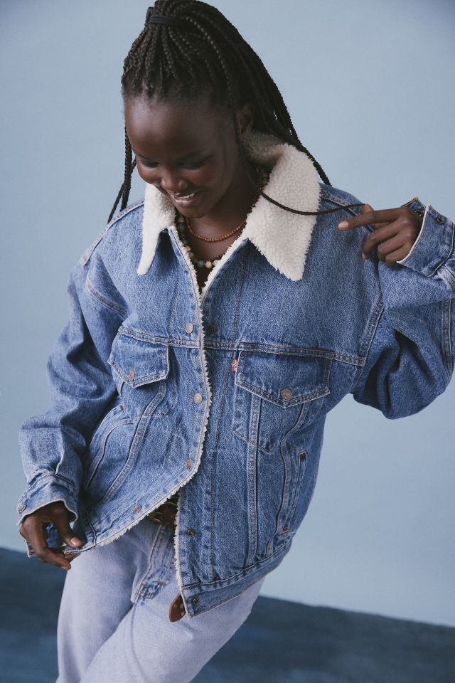 Levi’s® '90s Fleece Denim Trucker Jacket | Urban Outfitters