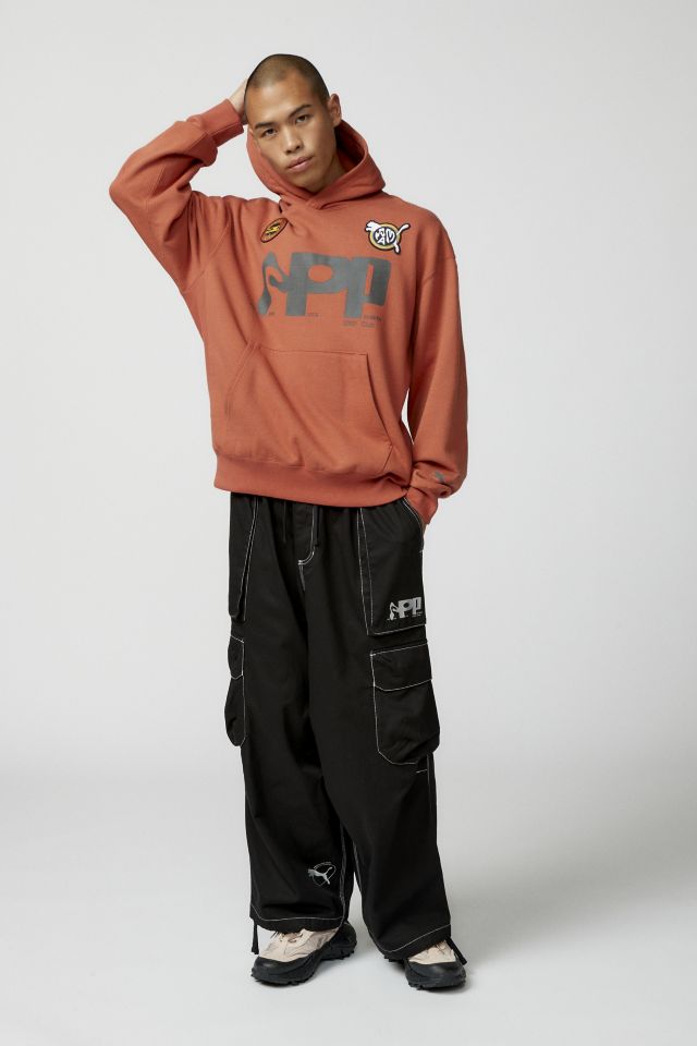 パーカー・フーディ PUMA Puma Perks & Mini Graphic Hooded Sweatshirt Red Ora PUMA x PERKS AND MINI Graphic Hoodie | PUMA