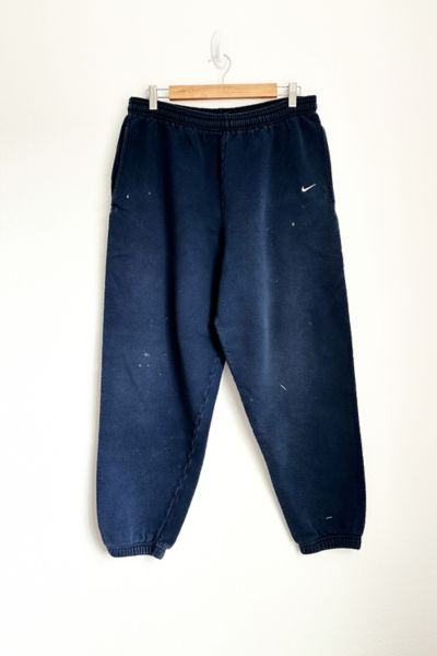 Urban outfitters nike joggers hotsell
