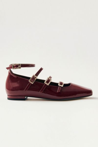 ALOHAS LUKE LEATHER BALLET FLAT IN WINE BURGUNDY, WOMEN'S AT URBAN OUTFITTERS