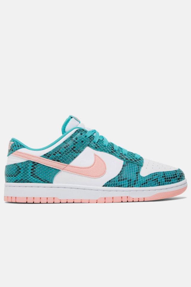 Sociaal Flash God Nike Dunk Low 'Washed Teal Snakeskin' Sneakers - DR8577-300 | Urban  Outfitters